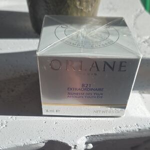 B21 Extraordinaire Absolute Youth Eye Cream